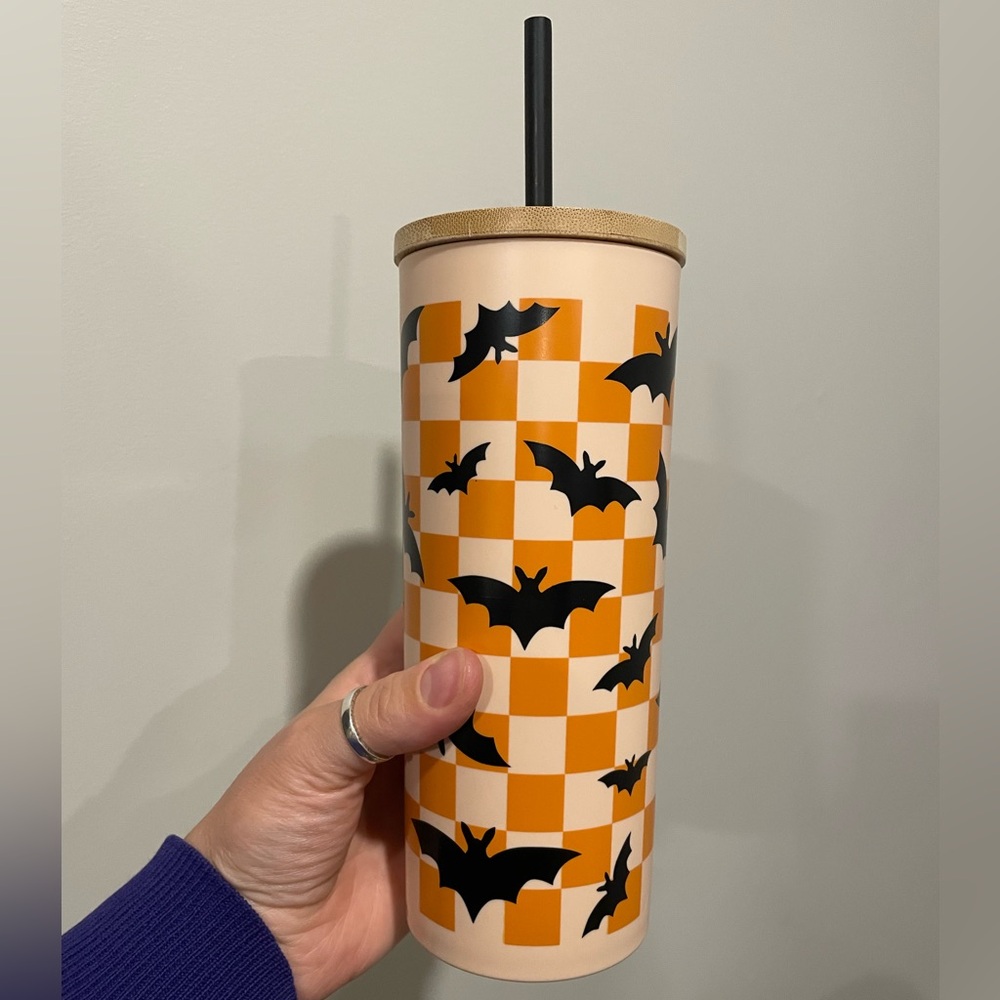 🦇FREE w/$50 purchase 🦇Orange Checkered Tumbler with Bats and wood lid with Straw